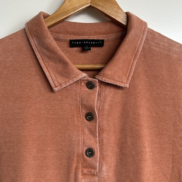 NWOT Jane + Delancey Polo Shirt sz Medium Womens Ribbed Vintage Look V-Neck Clay - Picture 3 of 13